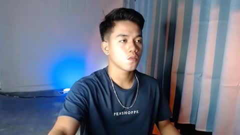 Snapshot of kritthanarkorn chatting on 06-04-26, 07:09 kritthanarkorn online show from 06-04-26, 07:09