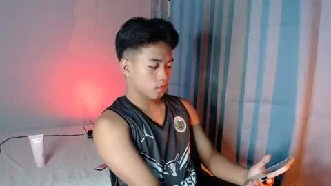 Snapshot of kritthanarkorn chatting on 06-19-26, 05:01 kritthanarkorn online show from 06-19-26, 05:01