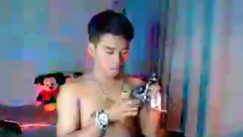 Snapshot of kritthanarkorn chatting on 07-14-26, 12:00 kritthanarkorn online show from 07-14-26, 12:00