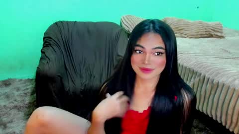Snapshot of krystal_angel chatting on 05-08-26, 06:35 krystal_angel online show from 05-08-26, 06:35