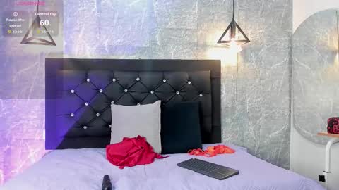 Kystal Taylor online show from 09-30-25, 11:26