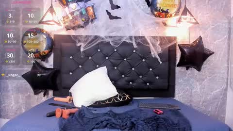 Kystal Taylor online show from 10-28-25, 02:20