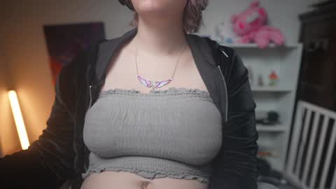 Snapshot of krystalsyxx chatting on 02-01-25, 11:06 Krystal Syx online show from 02-01-25, 11:06