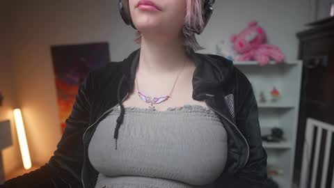 Snapshot of krystalsyxx chatting on 02-02-25, 06:42 Krystal Syx online show from 02-02-25, 06:42