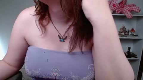 Snapshot of krystalsyxx chatting on 06-13-26, 02:26 Krystal Syx online show from 06-13-26, 02:26