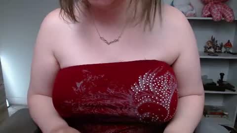 Snapshot of krystalsyxx chatting on 07-05-26, 10:06 Krystal Syx online show from 07-05-26, 10:06