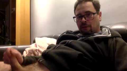 krzysztof1977 online show from 03-09-26, 10:03