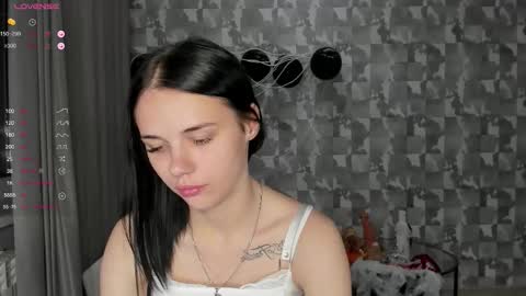 Ksenia online show from 10-30-25, 02:51