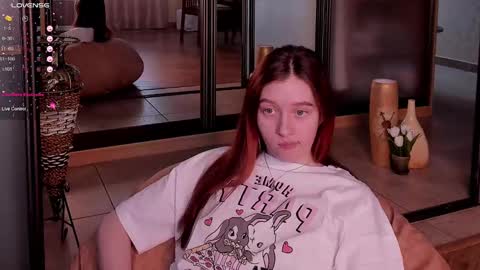 Snapshot of ksuhesa chatting on 03-07-25, 10:24 ksuhesa online show from 03-07-25, 10:24