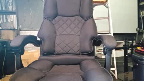 Snapshot of ktownbboi1 chatting on 01-11-26, 03:39 Saharawood online show from 01-11-26, 03:39