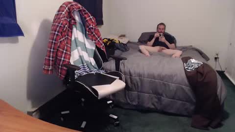 Snapshot of kuggy570 chatting on 02-23-25, 11:04 Kuggy online show from 02-23-25, 11:04