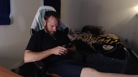 Snapshot of kuggy570 chatting on 09-20-25, 09:05 Kuggy online show from 09-20-25, 09:05