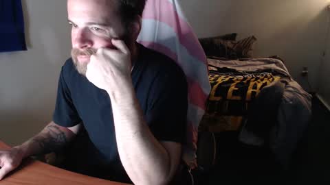 Snapshot of kuggy570 chatting on 11-05-25, 12:16 Kuggy online show from 11-05-25, 12:16