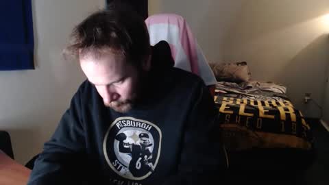 Snapshot of kuggy570 chatting on 01-19-26, 12:53 Kuggy online show from 01-19-26, 12:53