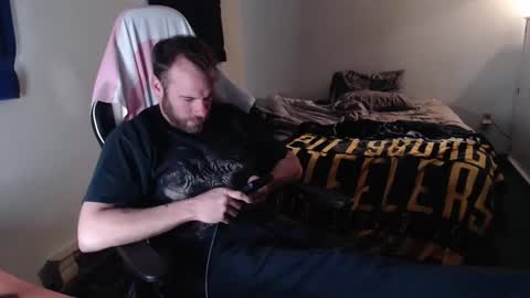 Snapshot of kuggy570 chatting on 05-07-26, 10:15 Kuggy online show from 05-07-26, 10:15