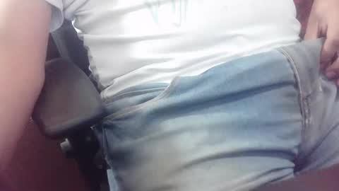 Snapshot of kunahub17 chatting on 09-13-25, 04:34 kunahub17 online show from 09-13-25, 04:34