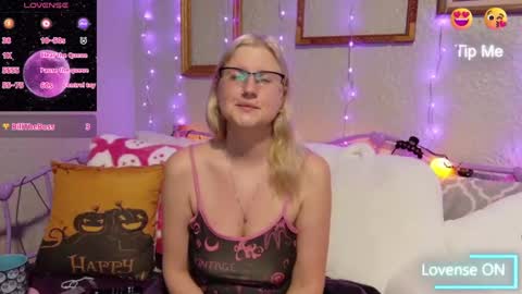 Samantha online show from 09-29-25, 09:03