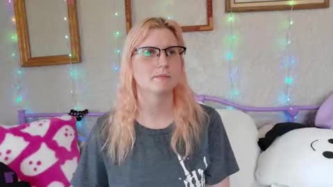 Samantha online show from 04-21-26, 04:56