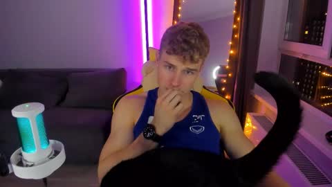 Snapshot of kurt_hanssen chatting on 10-25-25, 07:52 kurt_hanssen online show from 10-25-25, 07:52