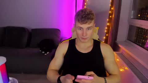 Snapshot of kurt_hanssen chatting on 11-18-25, 06:56 kurt_hanssen online show from 11-18-25, 06:56