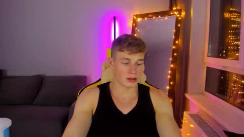 Snapshot of kurt_hanssen chatting on 11-23-25, 03:01 kurt_hanssen online show from 11-23-25, 03:01