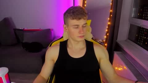 Snapshot of kurt_hanssen chatting on 12-03-25, 05:22 kurt_hanssen online show from 12-03-25, 05:22