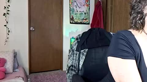 kusshy33 online show from 12-02-25, 02:06