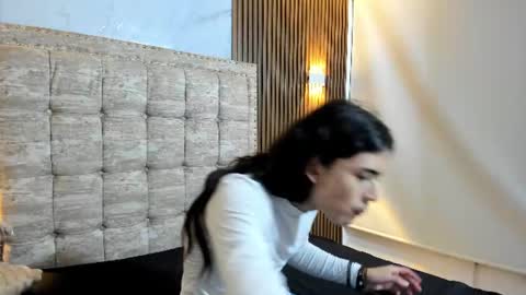Snapshot of kvs_kael chatting on 06-26-26, 04:06 kvs_kael online show from 06-26-26, 04:06