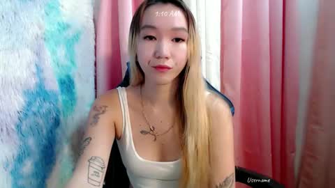 Snapshot of kweenie1026 chatting on 03-05-26, 09:05 kweenie1026 online show from 03-05-26, 09:05