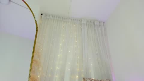 kyany  online show from 09-24-25, 11:24