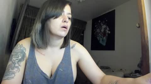 Snapshot of kyhara chatting on 06-14-26, 01:25 kyhara online show from 06-14-26, 01:25