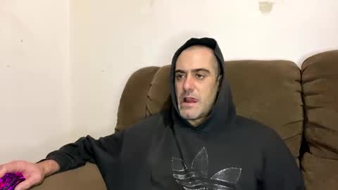 Snapshot of kyle67527 chatting on 01-05-25, 01:45 kyle67527 online show from 01-05-25, 01:45