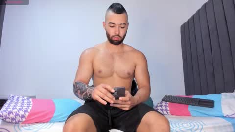 Kyle collinz online show from 11-05-25, 10:21