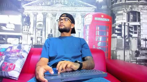 Snapshot of kylejoss30 chatting on 03-22-26, 09:40 ---kylee--- online show from 03-22-26, 09:40