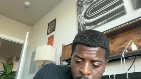 Kyle Kickstand online show from 11-22-25, 09:03