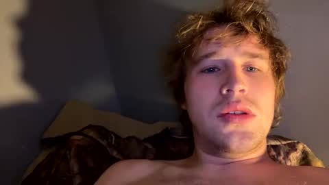 Snapshot of kylelovepussy69 chatting on 02-21-25, 10:17 kylelovepussy69 online show from 02-21-25, 10:17