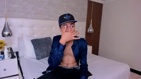 Snapshot of kylepresly chatting on 06-14-26, 03:30 Kyle online show from 06-14-26, 03:30