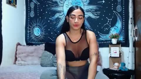 kylie online show from 09-08-25, 10:31