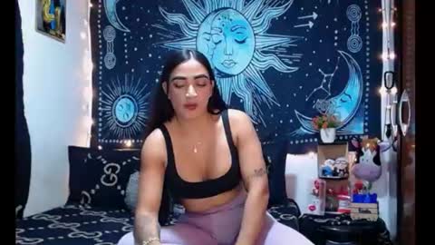kylie online show from 06-26-26, 08:57