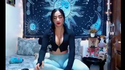 kylie online show from 07-23-26, 11:35