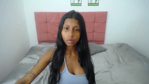 kylie_hot34 online show from 01-09-25, 11:24