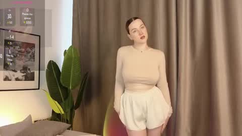 Snapshot of kylie_moss chatting on 02-14-25, 05:19 Anna online show from 02-14-25, 05:19