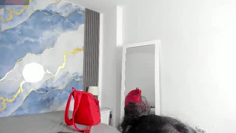 Snapshot of kylieandjhonny chatting on 12-03-25, 09:46 Kaylie And Jhony online show from 12-03-25, 09:46