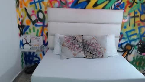 Melissa online show from 02-17-25, 01:53