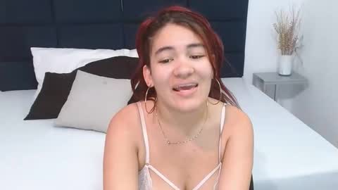 Melissa online show from 03-10-25, 01:32