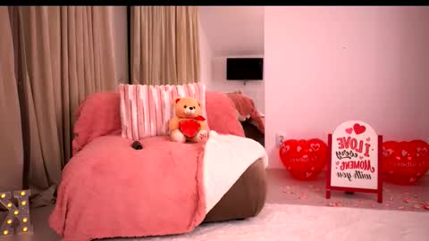 Snapshot of kyliejoyce chatting on 02-13-26, 10:50 Kylie online show from 02-13-26, 10:50