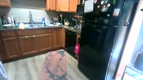 kylie not jenner online show from 04-15-26, 08:20