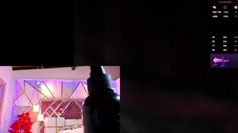 Snapshot of kylievictoria_ chatting on 12-11-24, 05:21 Kylie online show from 12-11-24, 05:21