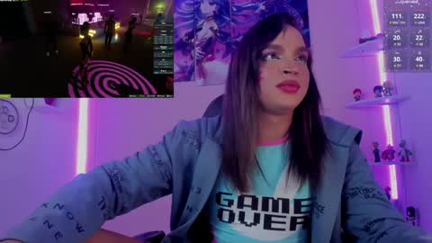 Snapshot of kylievictoria_ chatting on 01-08-25, 07:34 Kylie online show from 01-08-25, 07:34