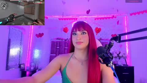 Snapshot of kylievictoria_ chatting on 02-14-25, 05:09 Kylie online show from 02-14-25, 05:09